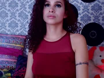 افلام نيك بنت xnxx بنت دلوعة رافعة رجليها والزب مولع كسها